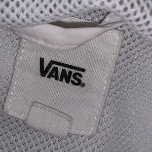 vans windbreaker